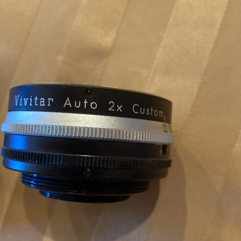 Vivitar auto 2x custom tel-converter model 2x-1, 1 cover lens clean